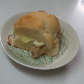 豚肉☆キャベツ☆レモン☆チーズのロールパン☆